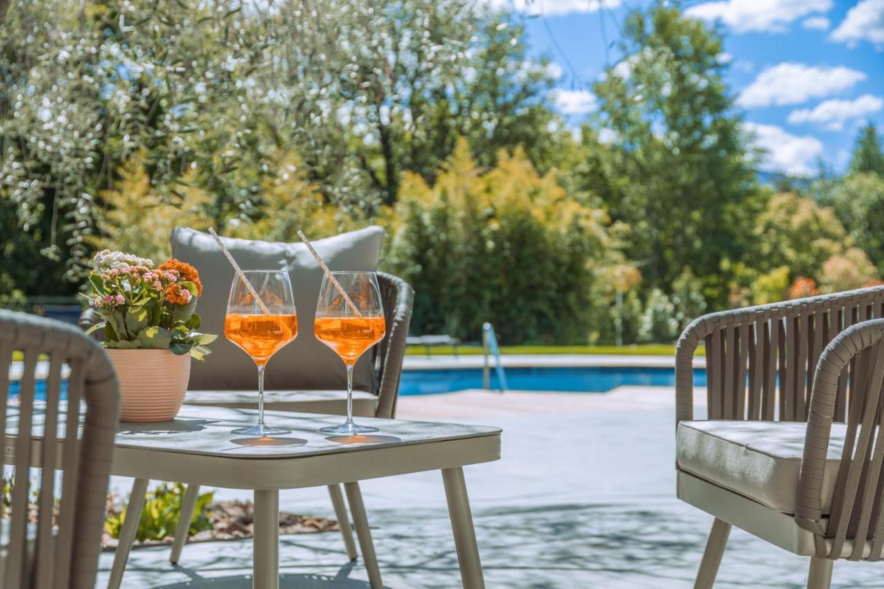 Hotel Ansitz Rungghof Appiano Sulla Strada Del Vino Exterior foto